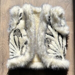 Stylish Kids Faux Fur Vest - White and Black